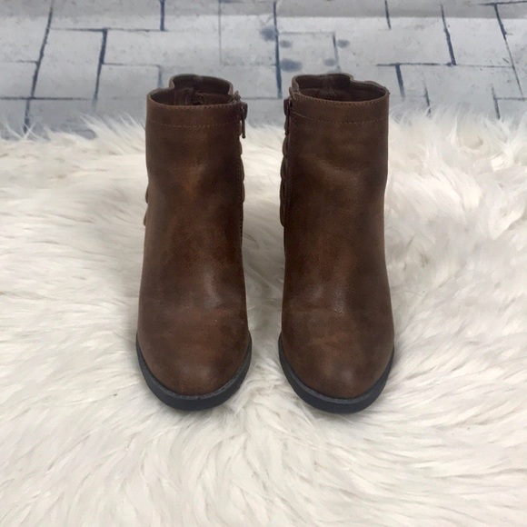 Candies Booties - Picture 5 of 5